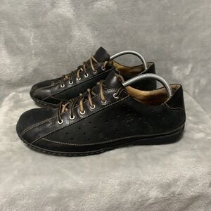 Born Women's Black Leather Perforated Lace Up Comfort Walking Shoes
